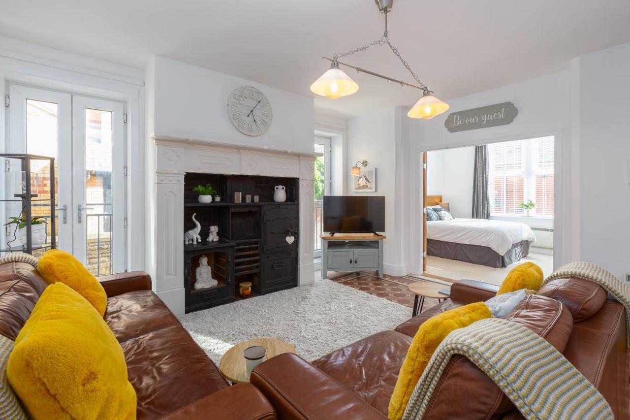 Charles Alexander Short Stay - Clifton Drive Beach Retreat Lytham St Annes Ngoại thất bức ảnh