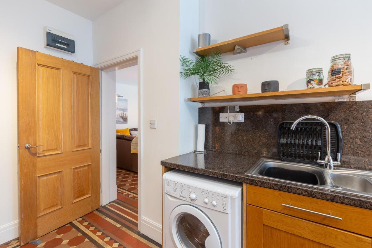 Charles Alexander Short Stay - Clifton Drive Beach Retreat Lytham St Annes Ngoại thất bức ảnh