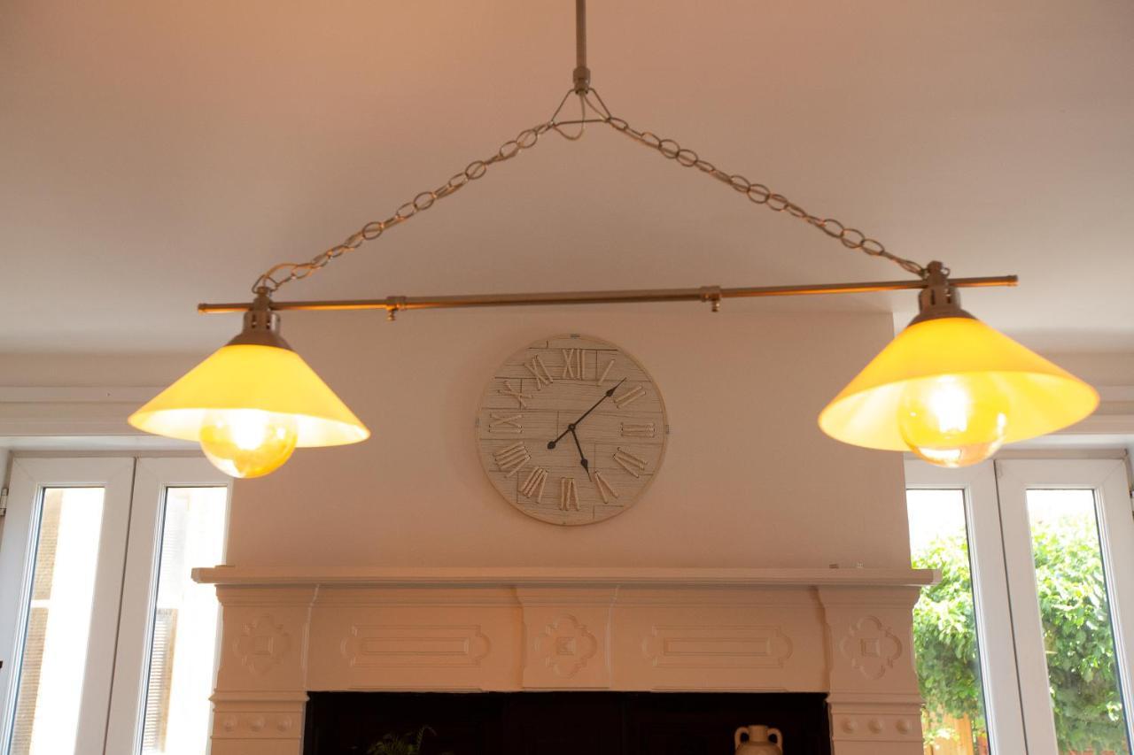 Charles Alexander Short Stay - Clifton Drive Beach Retreat Lytham St Annes Ngoại thất bức ảnh