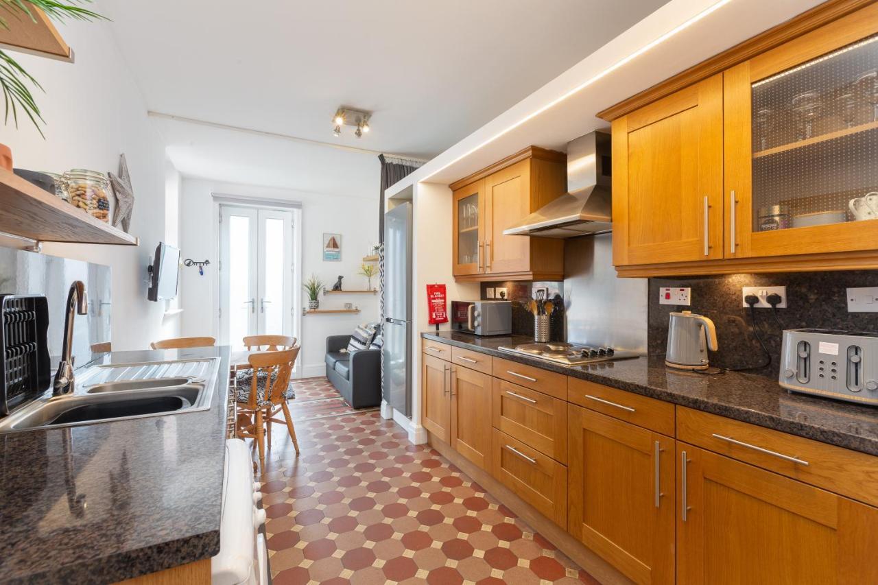 Charles Alexander Short Stay - Clifton Drive Beach Retreat Lytham St Annes Ngoại thất bức ảnh