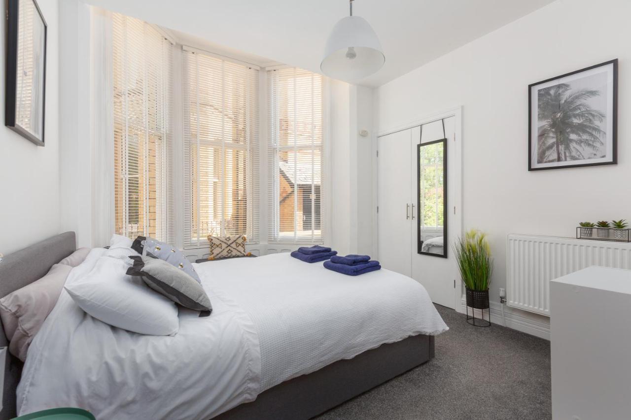 Charles Alexander Short Stay - Clifton Drive Beach Retreat Lytham St Annes Ngoại thất bức ảnh